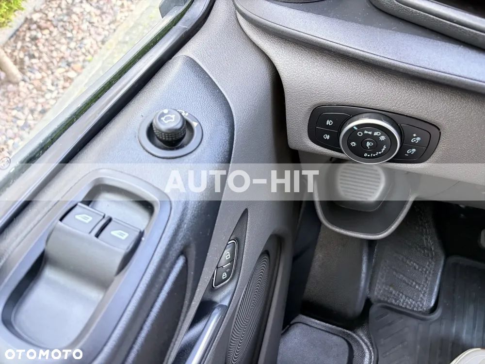 Ford Transit - 28