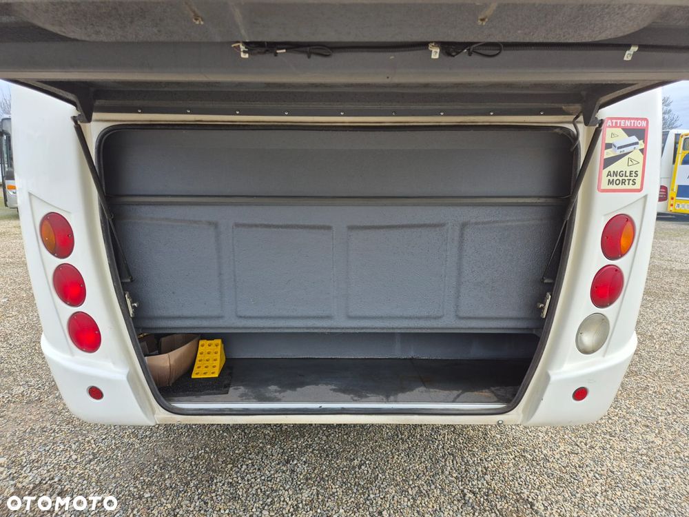 Iveco Wing /34 miejsca /mały przebieg/ Cena:127000 zł netto - 10