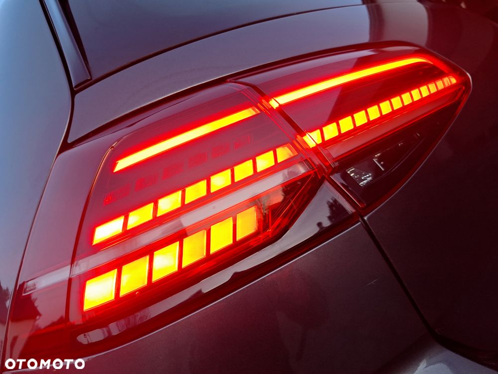 Volkswagen Golf 1.5 TSI ACT (BlueMotion Technology) DSG Highline - 24