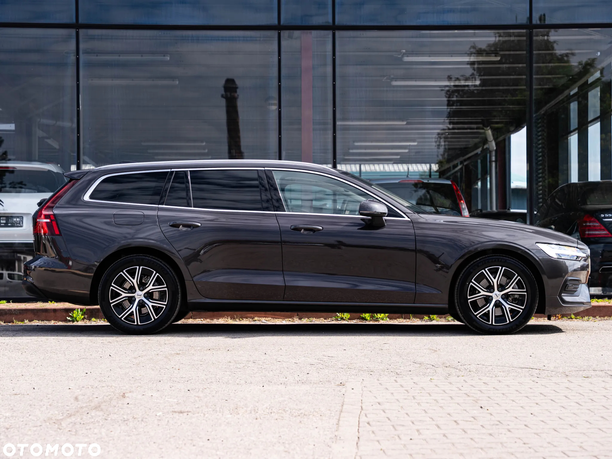 Volvo V60 B3 B Geartronic Momentum Core - 16