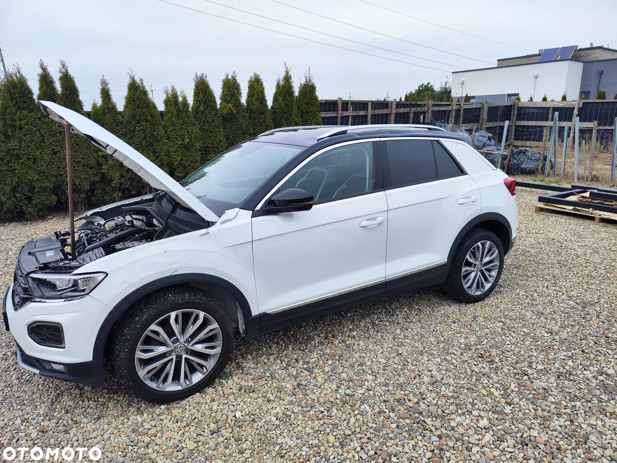 Volkswagen T-Roc - 4