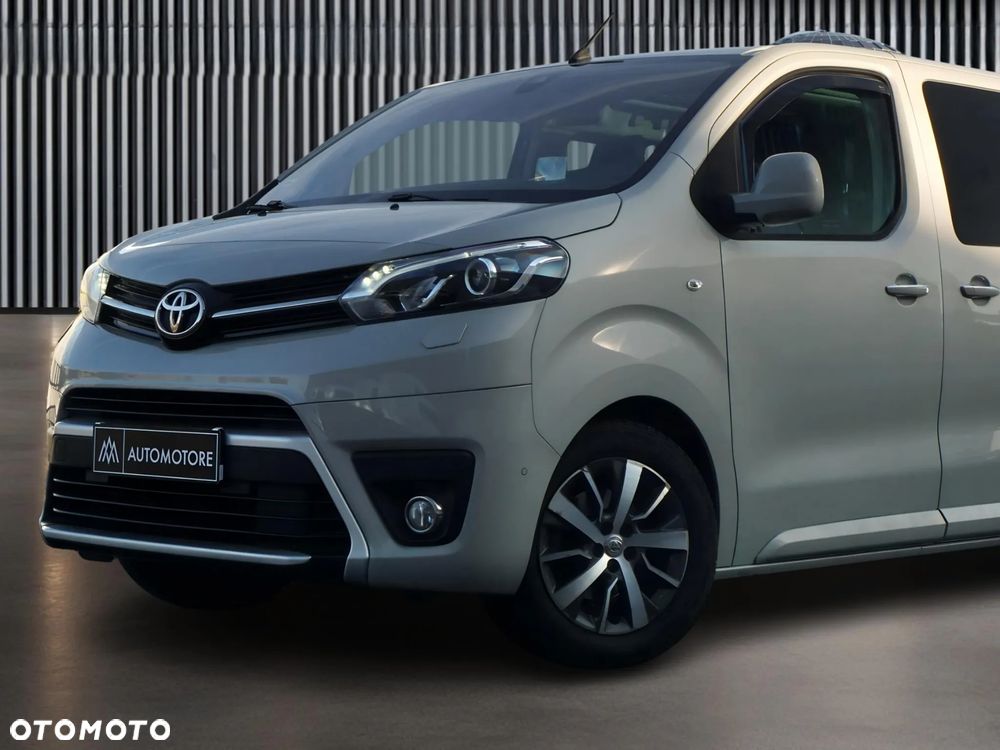 Toyota Proace Verso 2.0 D4-D Long VIP - 2
