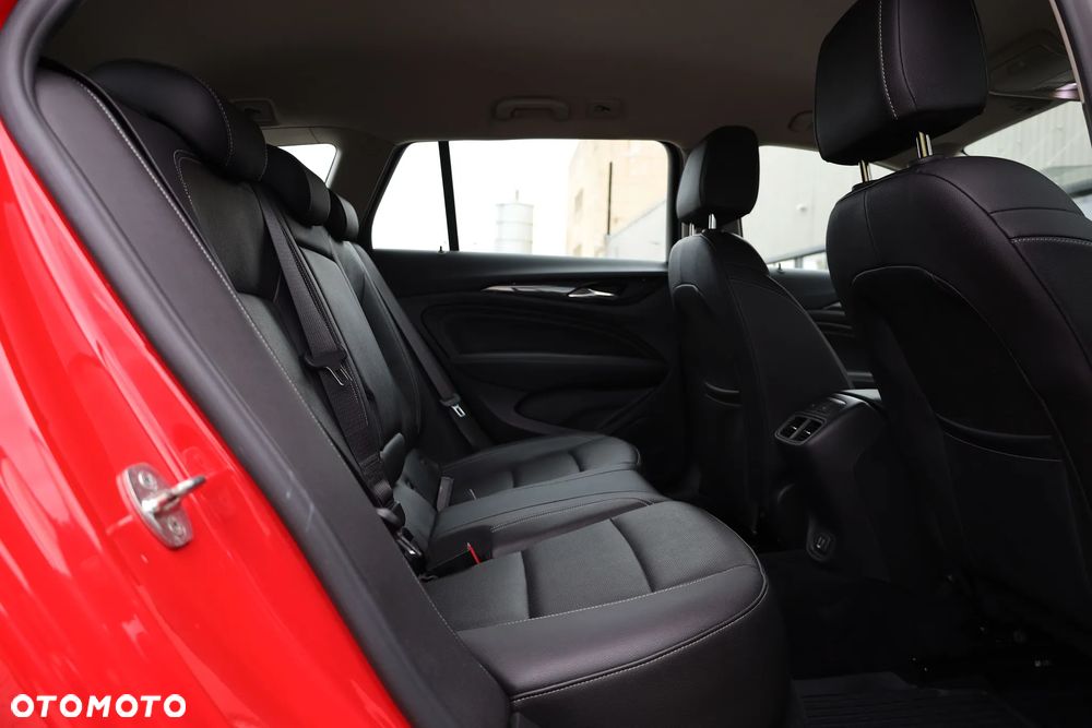 Opel Insignia 1.5 T GPF Exclusive S&S - 27
