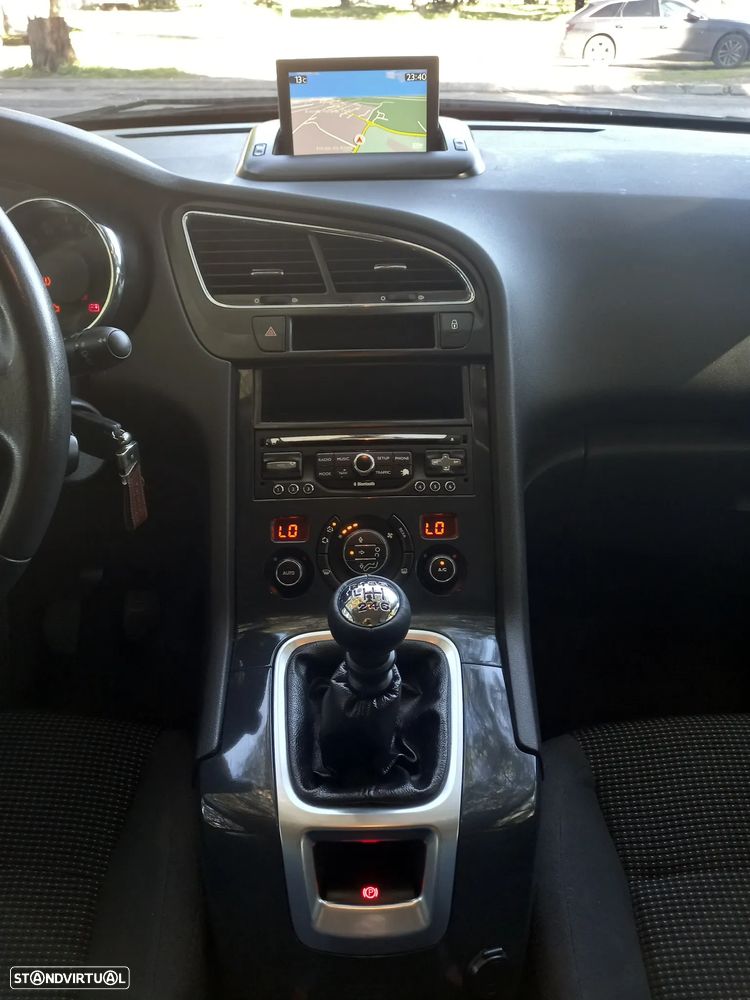 Peugeot 5008 BlueHDI 120 Stop & Start Style - 14