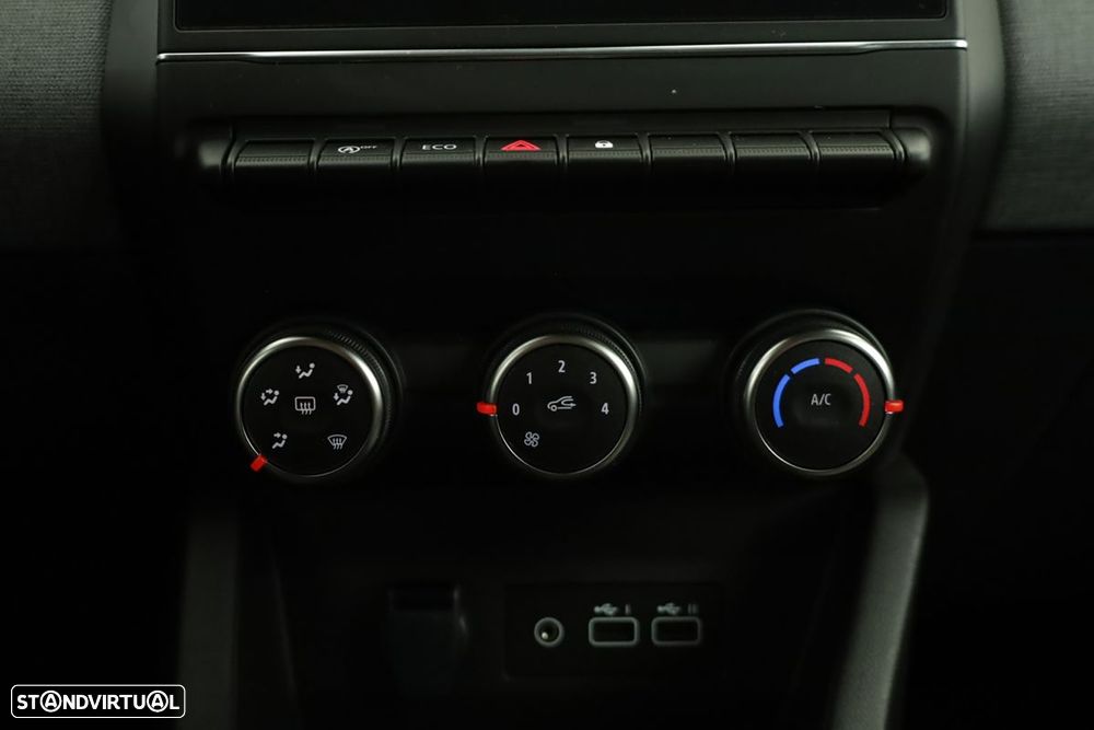 Renault Clio 1.0 TCe Evolution - 12