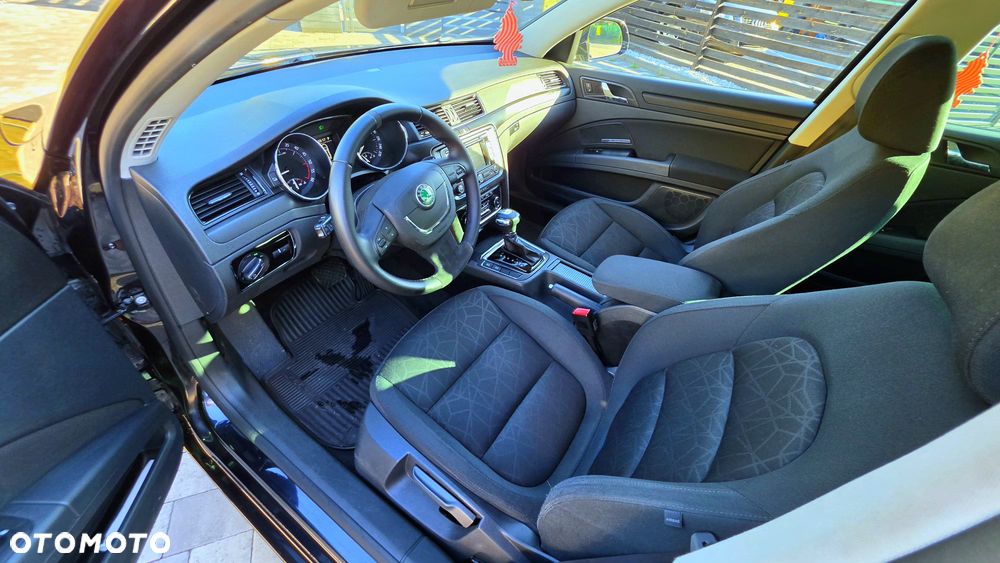 Skoda Superb 2.0 TDI DSG Ambition - 11