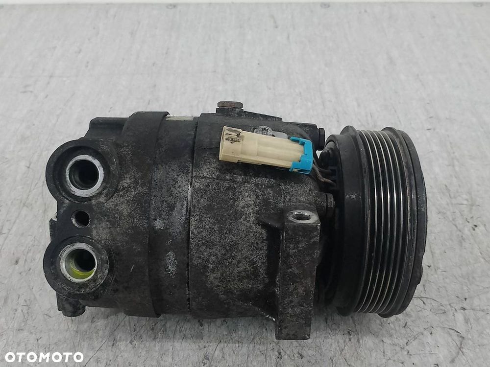 POMPA, SPRĘŻARKA KLIMATYZACJI OPEL VECTRA C 1.9 CDTI - 1