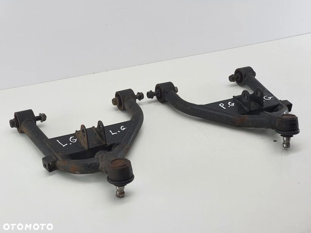 WAHACZ PRZOD GORNY SWORZEN  TGB BLADE 250 - 3