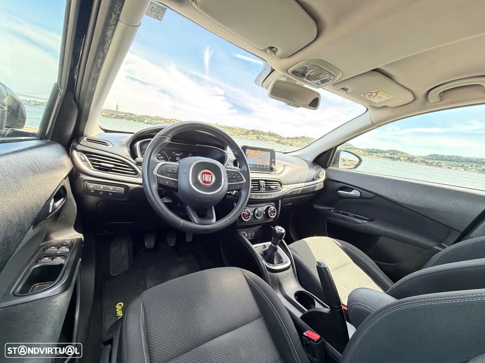 Fiat Tipo Station Wagon 1.3 M-Jet Lounge Tech - 4