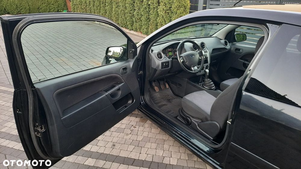 Ford Fiesta - 13