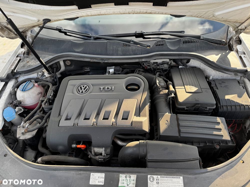 Volkswagen Passat 2.0 TDI DPF Comfortline - 10