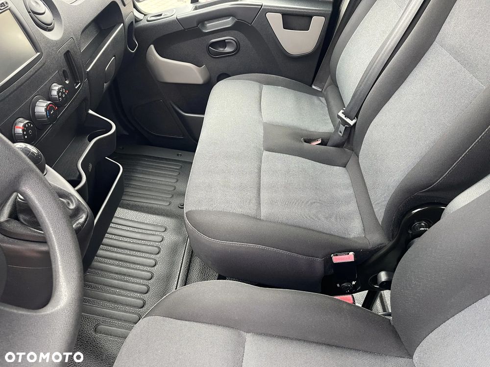 Renault Master Brygadówka Doka L2H2 - 15