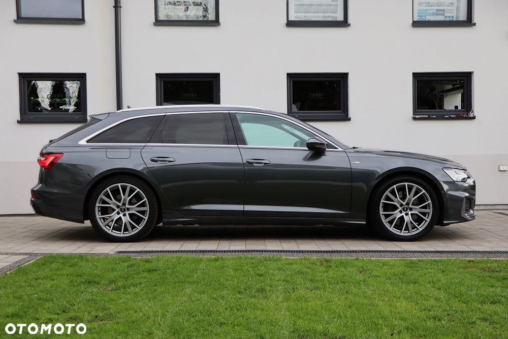 Audi A6 Avant - 11