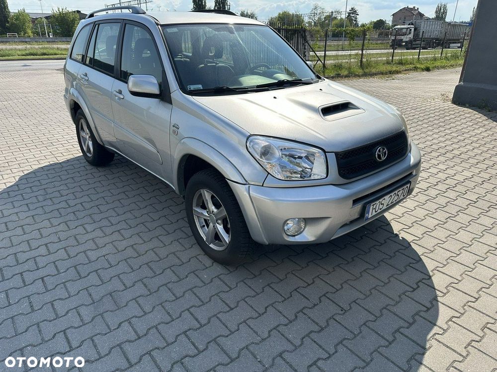 Toyota RAV4 - 3