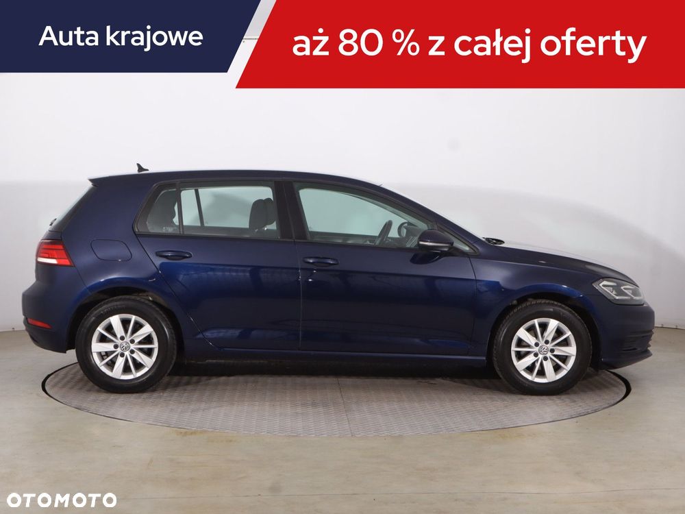 Volkswagen Golf - 8