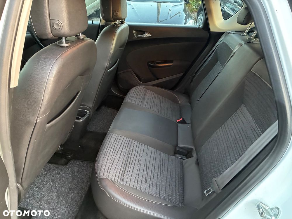 Opel Astra - 9