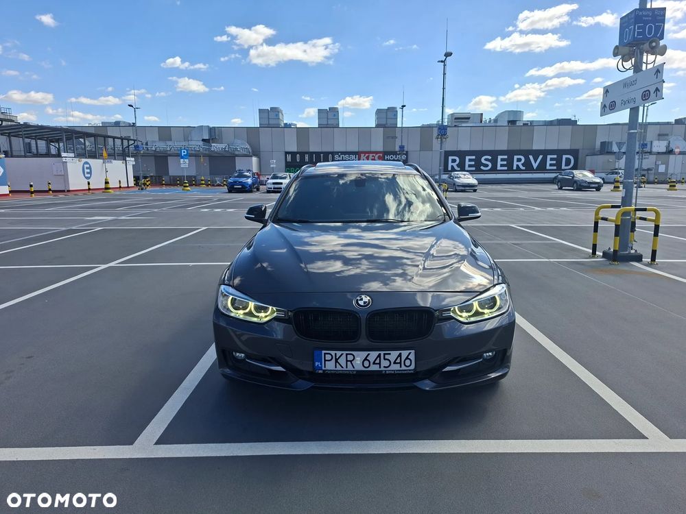 BMW Seria 3 328i Sport Line - 1