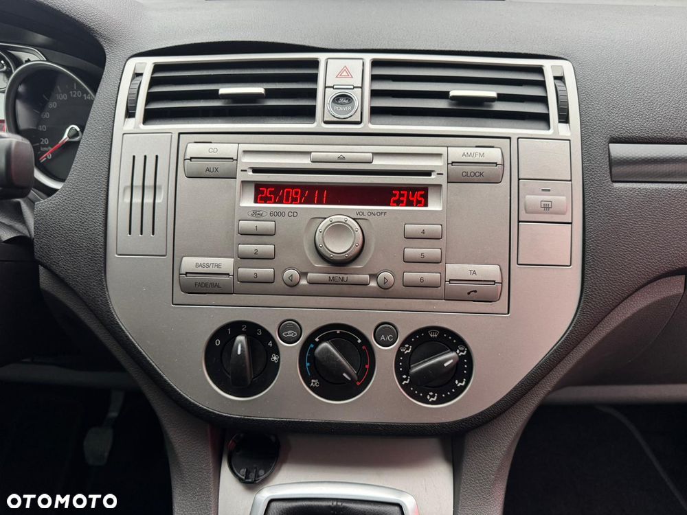 Ford Kuga 2.0 TDCi 2x4 Champions Edition - 15