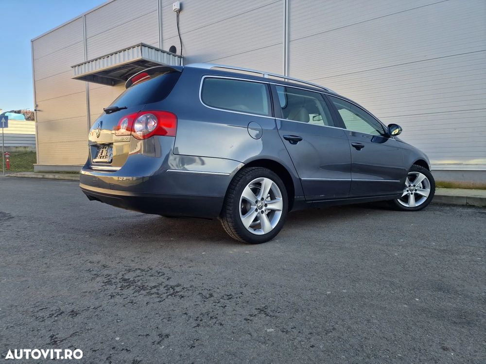 Volkswagen Passat 2.0 TDI DPF Highline - 34