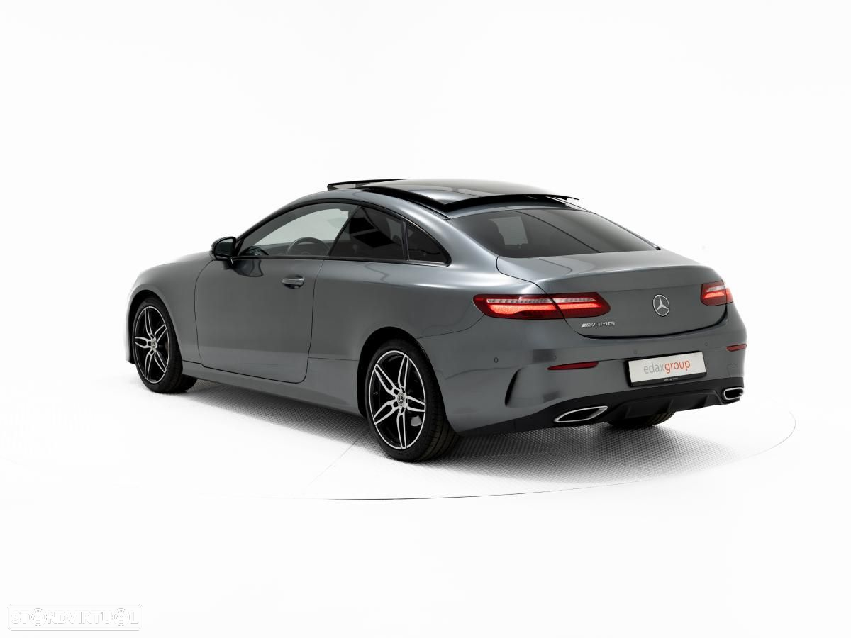 Mercedes-Benz E 220 d AMG Line - 4