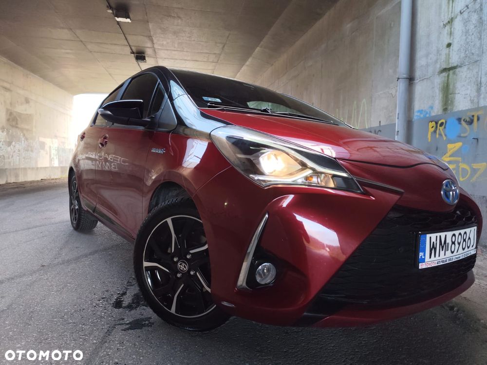 Toyota Yaris Hybrid 100 Selection Passion - 3