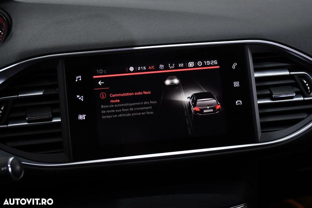 Peugeot 308 1.2 L PureTech Turbo S&S Active - 19