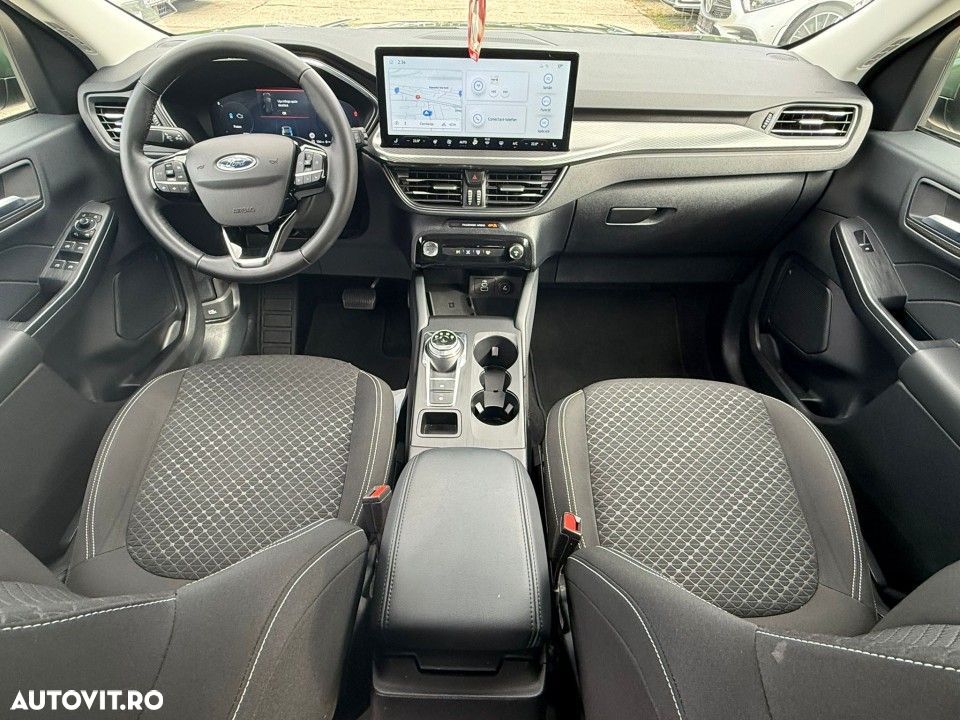 Ford Kuga - 11