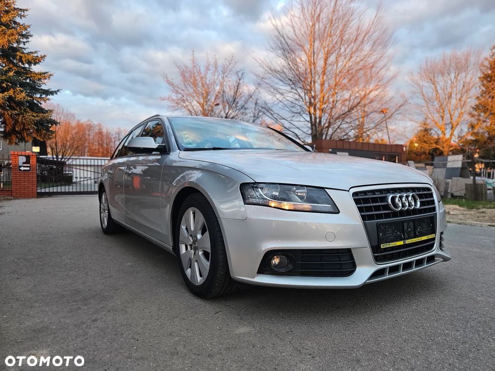 Audi A4 Avant 2.0 TDI DPF Ambition - 9