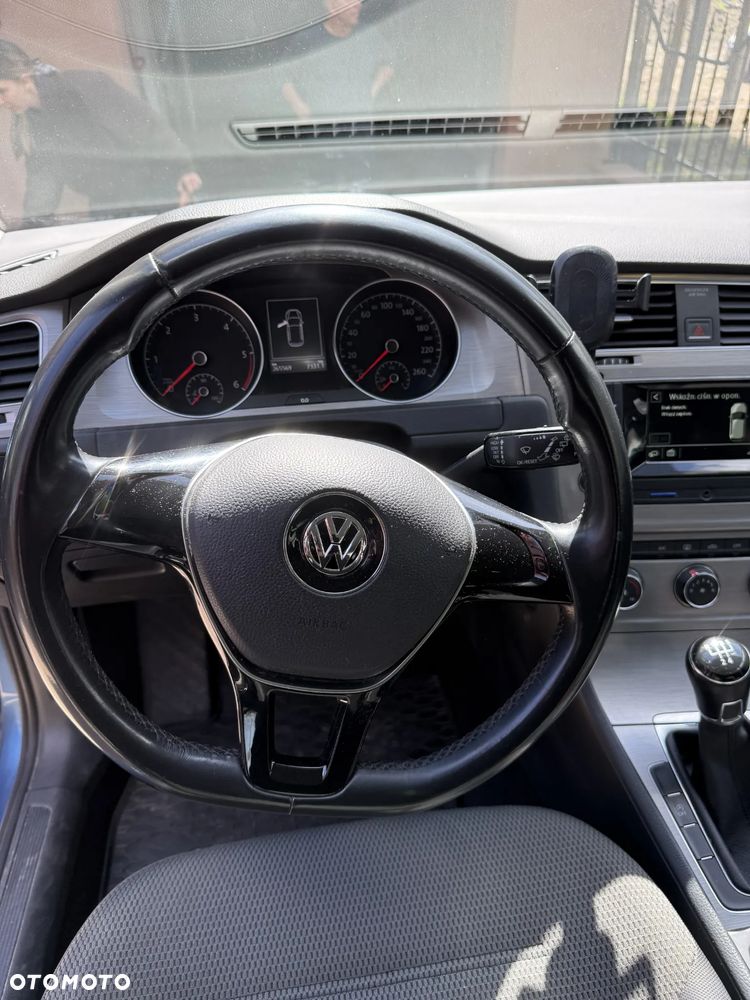 Volkswagen Golf 1.6 TDI Comfortline - 7