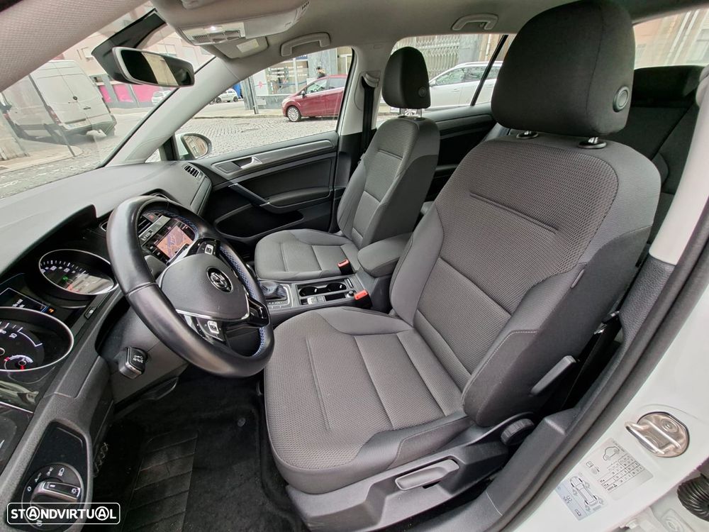 VW e-Golf Standard - 11