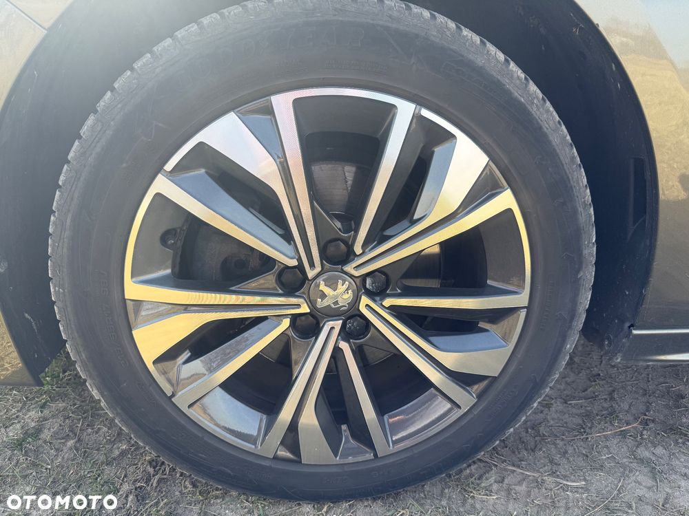 Peugeot 508 BlueHDi 130 EAT8 GT - 14