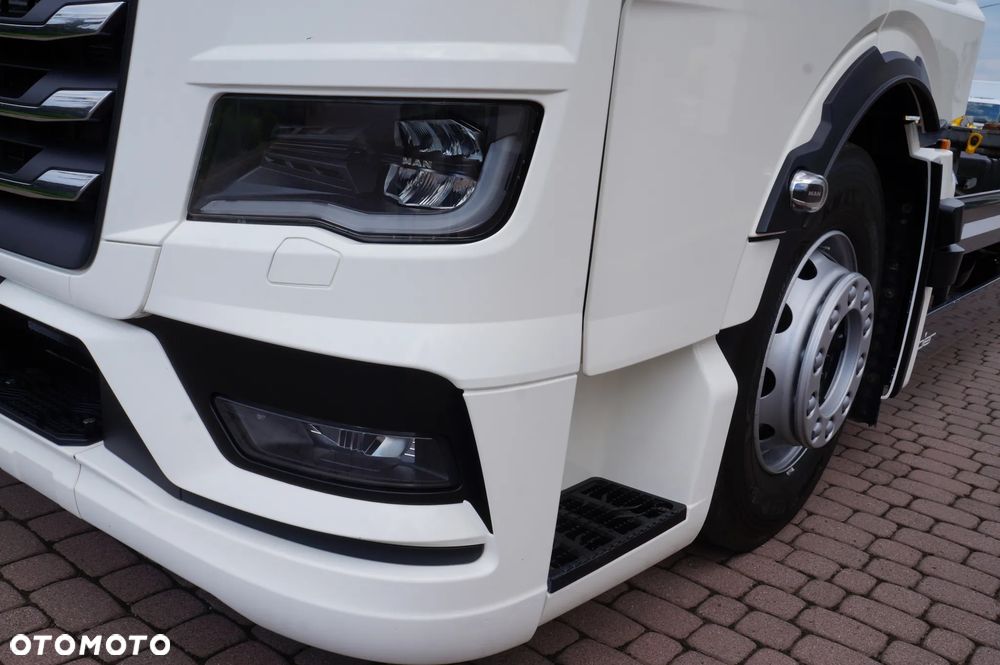 MAN TGX 26.470 GX 6x2 BDF RAMA DO ZABUDOWY PEŁEN SERWIS 3 OŚ SKRĘTNA - 9
