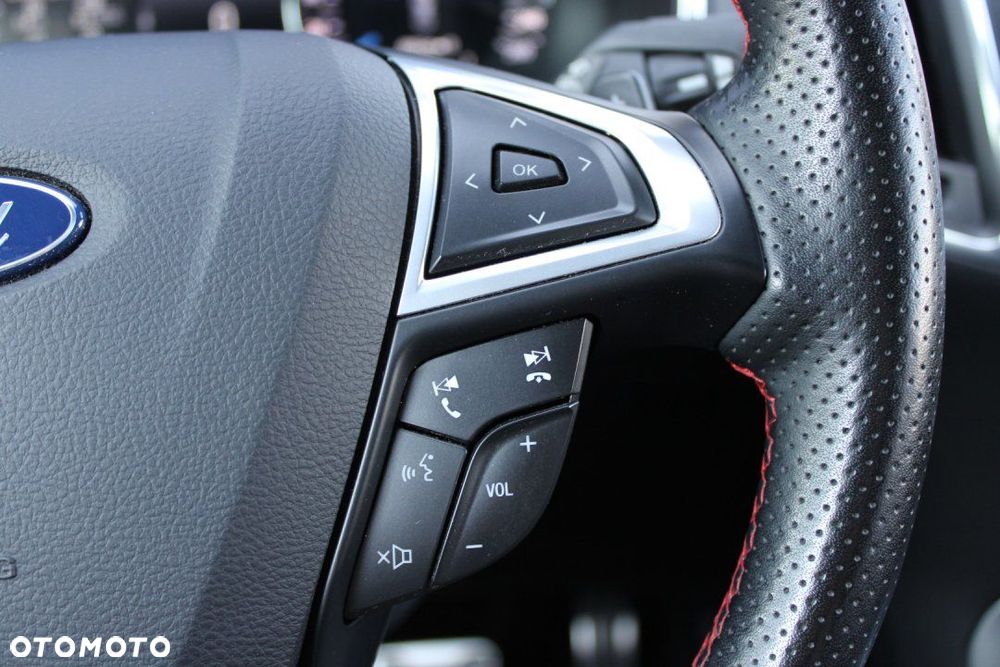 Ford S-Max - 26
