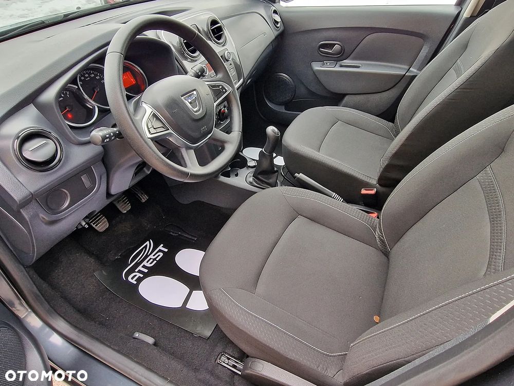 Dacia Logan SCe 75 Essential - 8