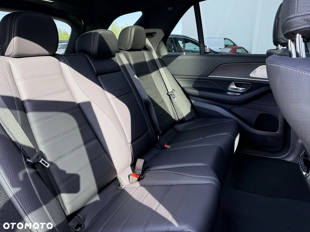 Mercedes-Benz GLE - 29