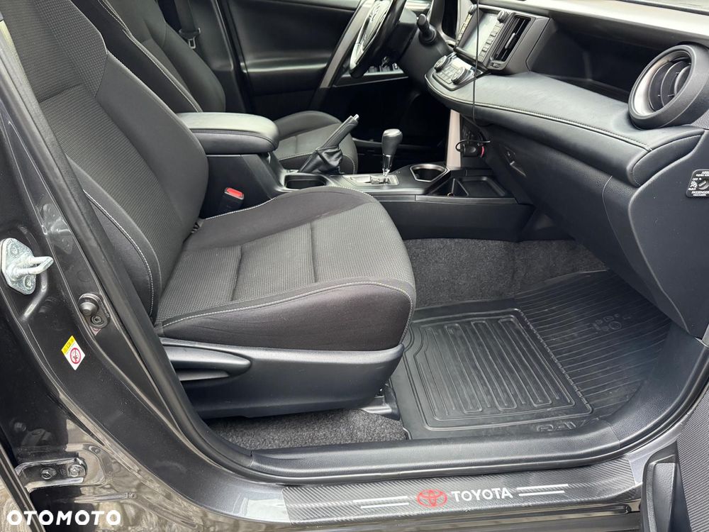 Toyota RAV4 Hybrid Premium 4x2 - 22