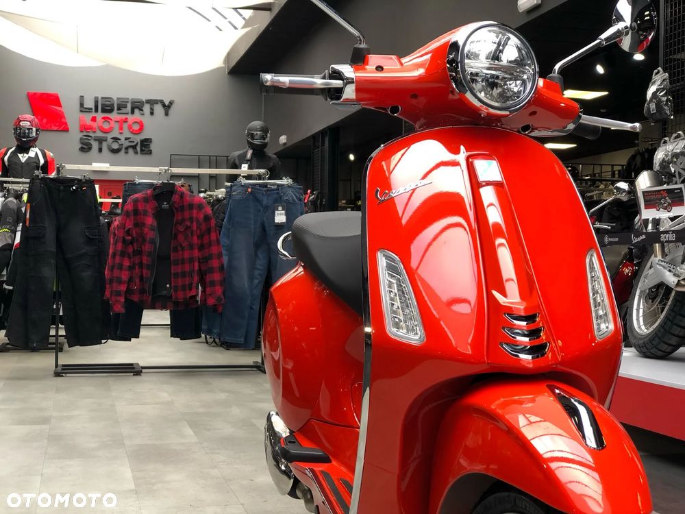 Vespa Primavera - 12