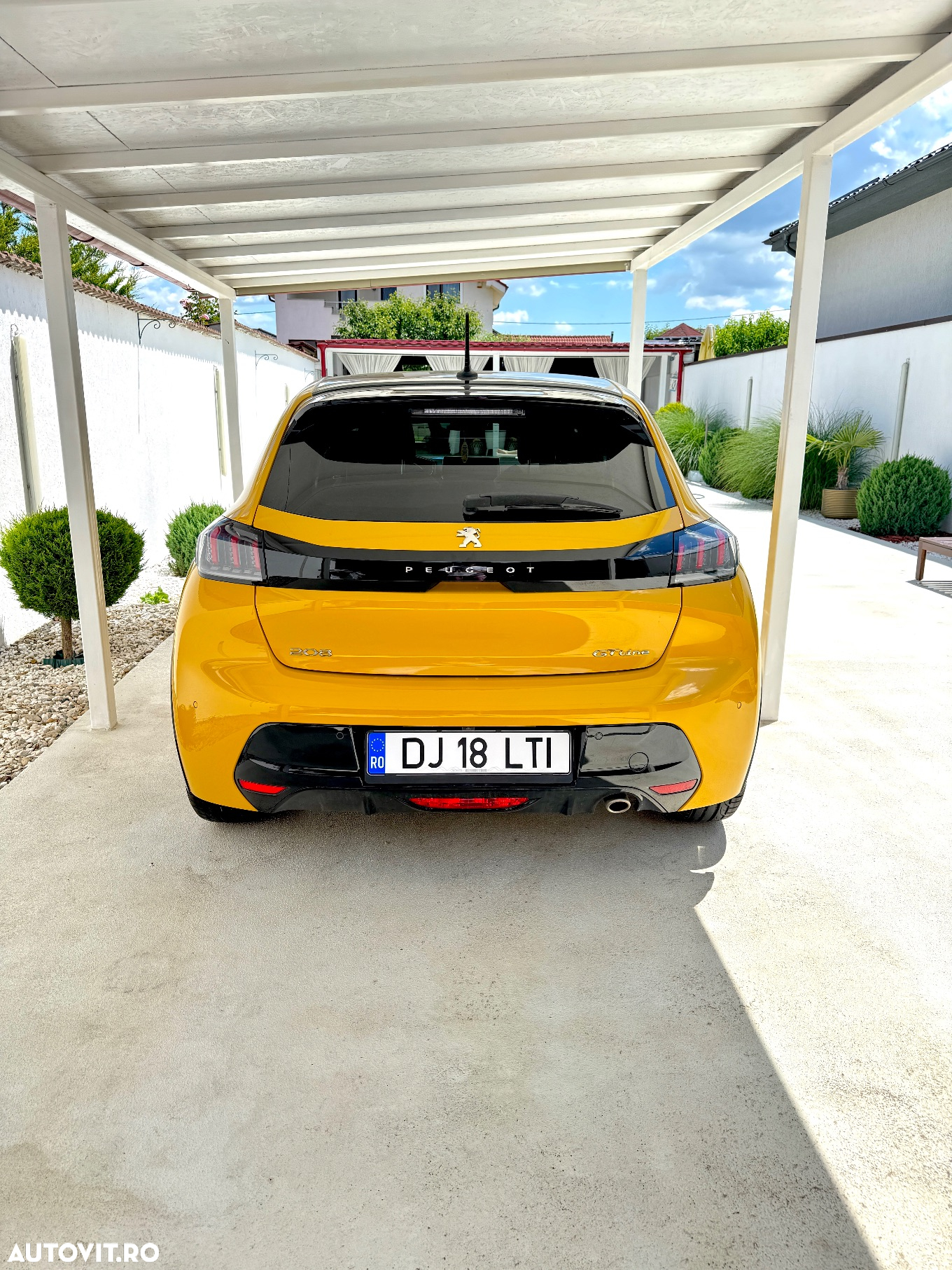 Peugeot 208 PureTech 100 GT Pack - 13