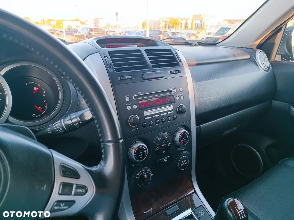 Suzuki Grand Vitara 1.9 DDiS - 10