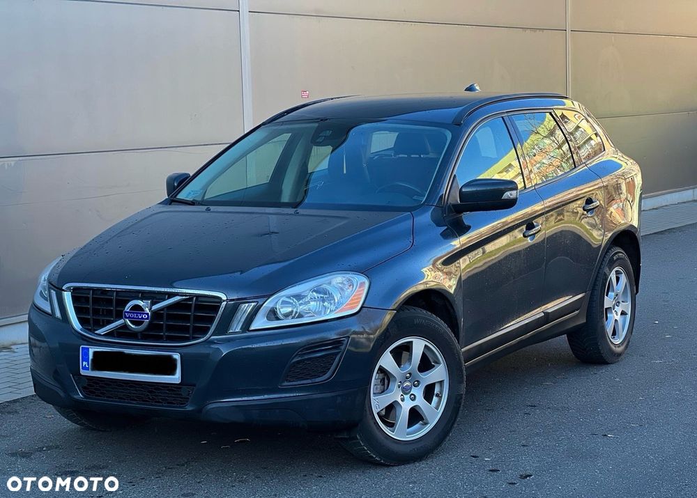 Volvo XC 60 DRIVe Momentum - 1