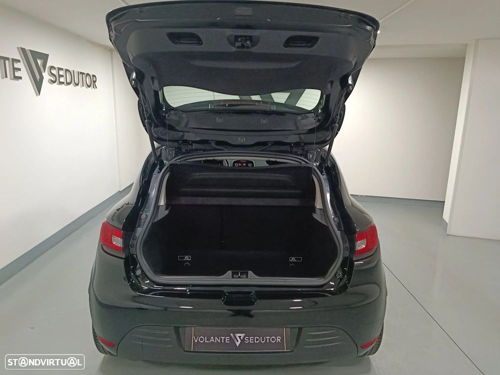 Renault Clio - 8
