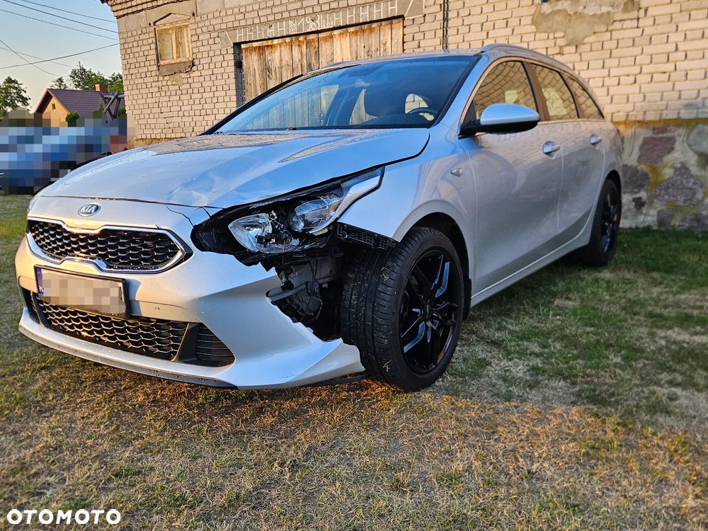 Kia Ceed 1.6 CRDi SCR M - 6