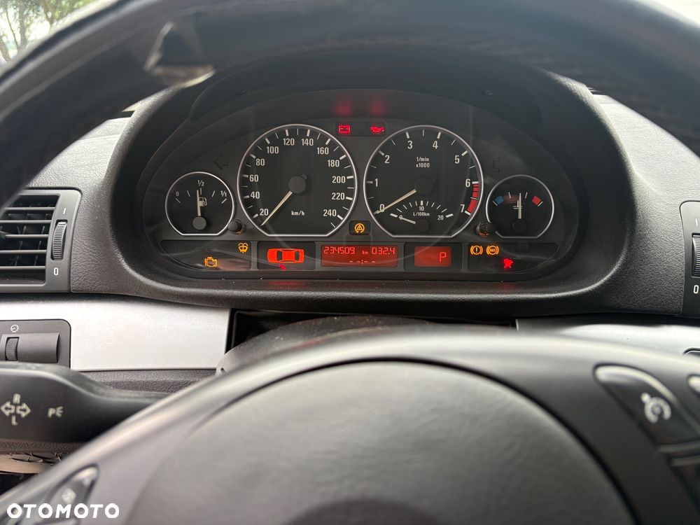 BMW Seria 3 - 10