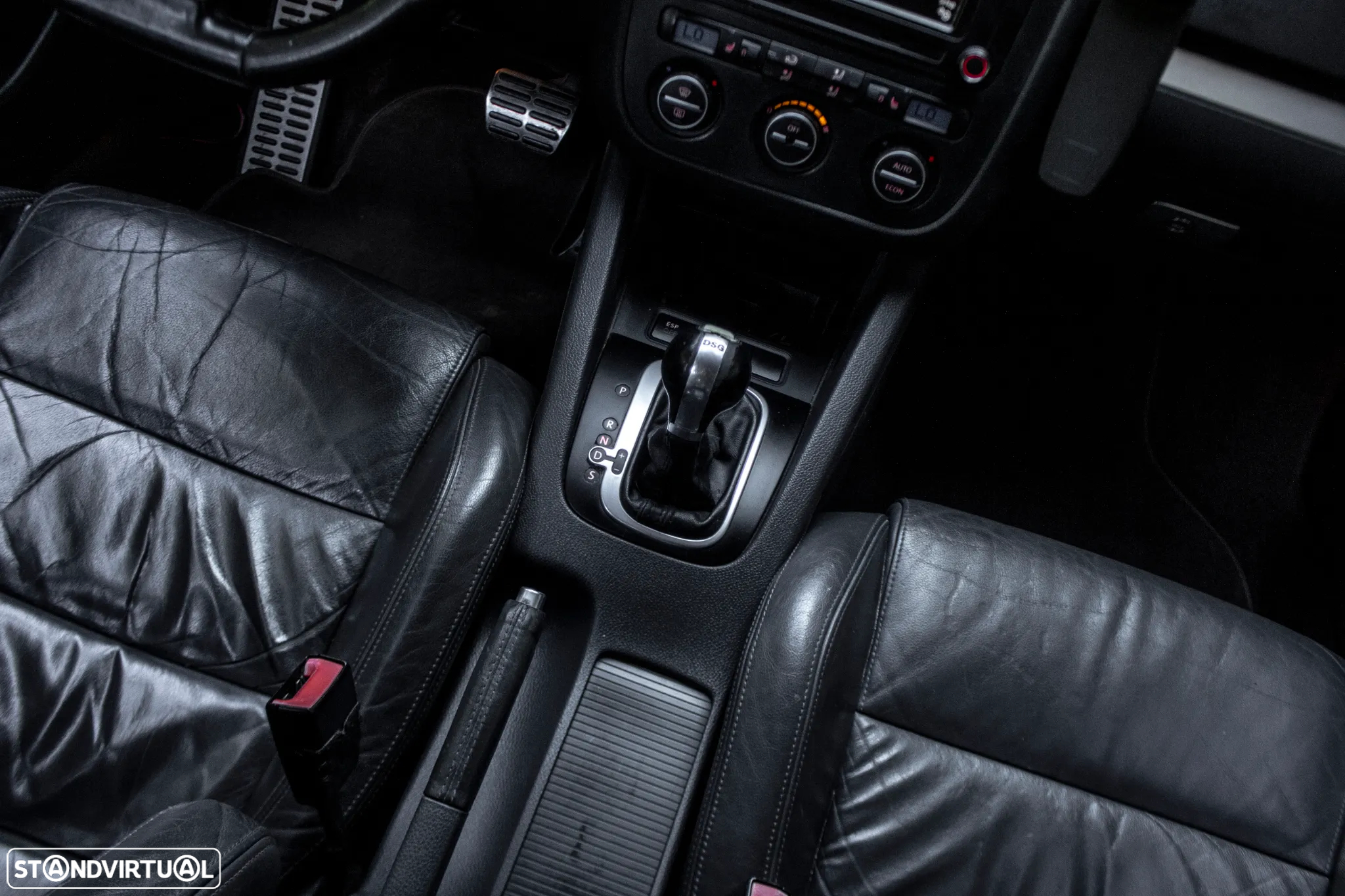 VW Golf 2.0 GTi DSG - 34