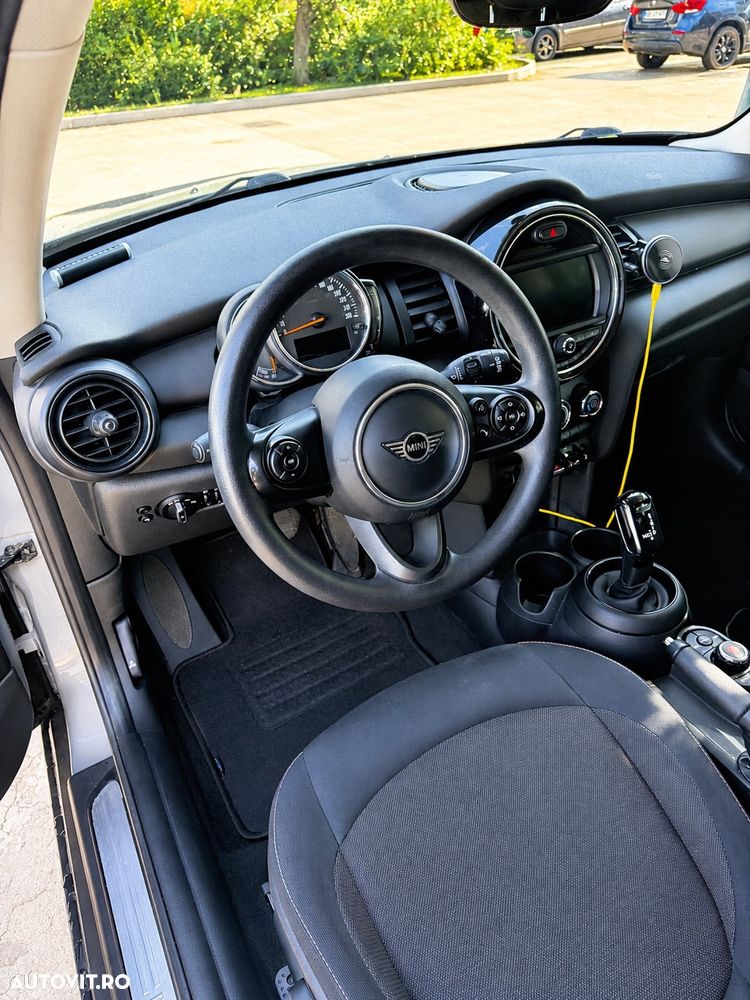 MINI One 2019 — imagine 7