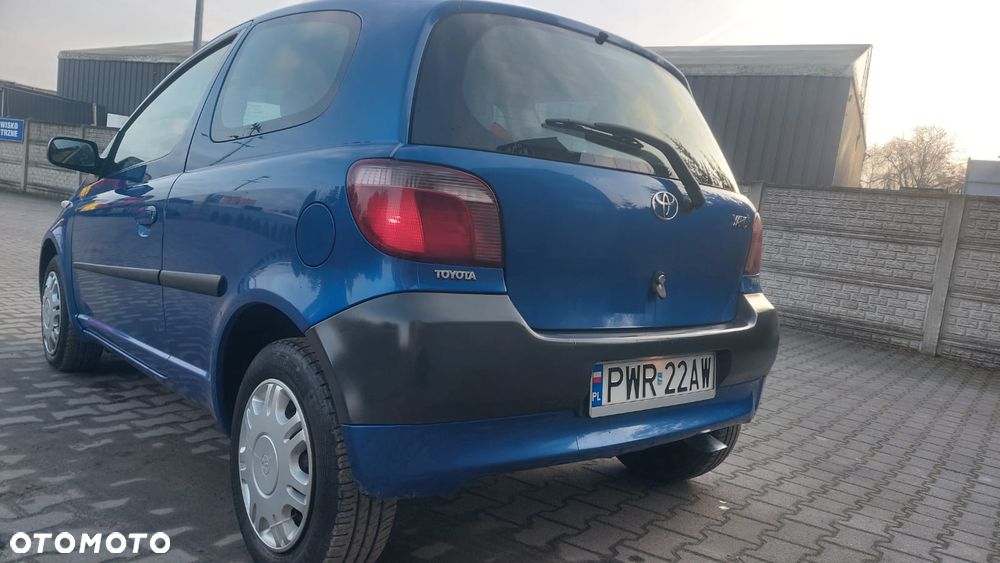 Toyota Yaris - 25