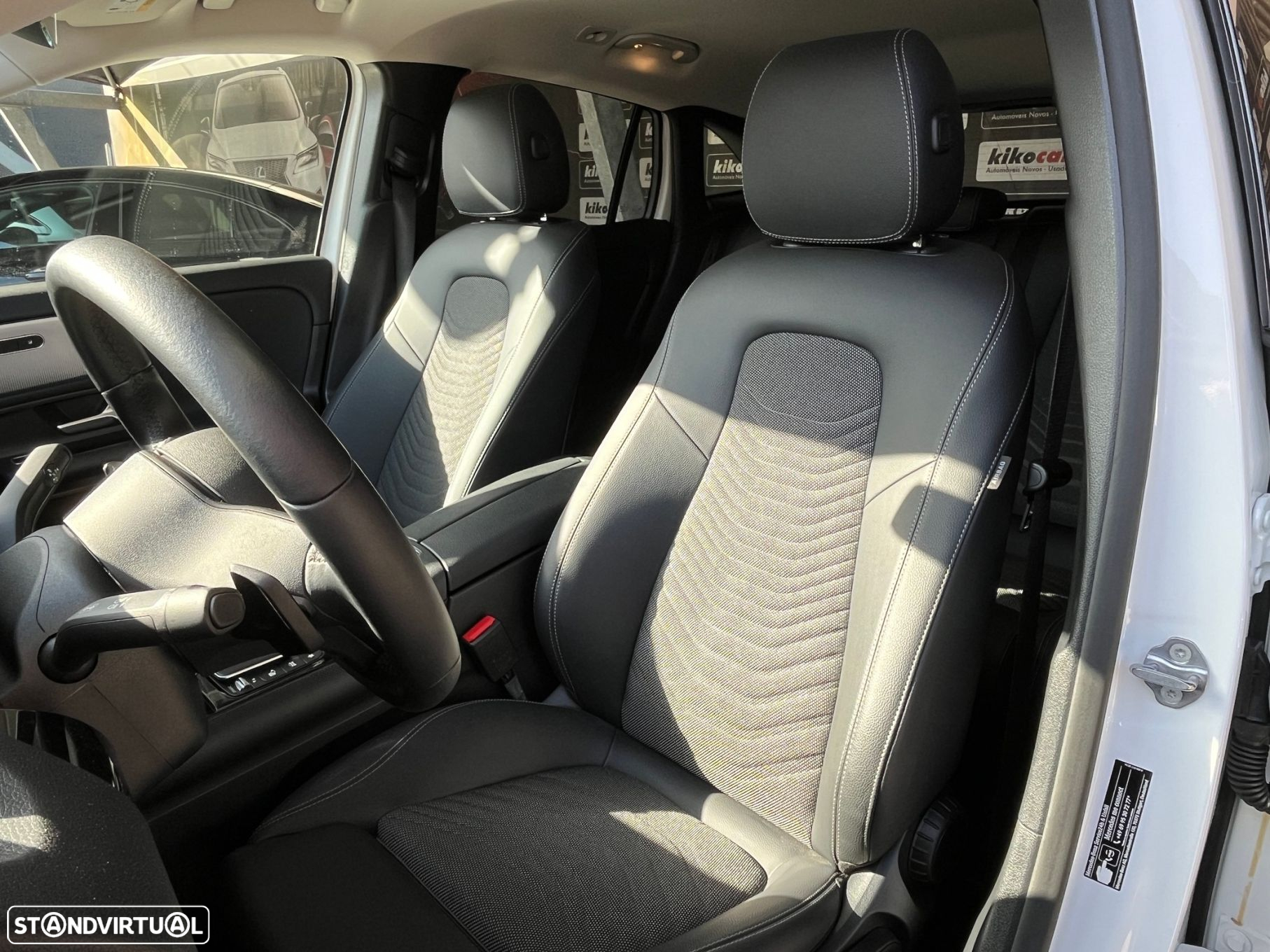 Mercedes-Benz GLA 250 e Style - 17