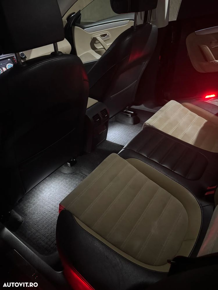 Volkswagen Passat CC - 12