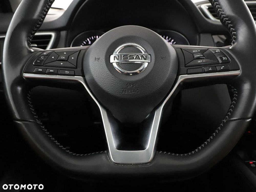 Nissan Qashqai 1.3 DIG-T N-Connecta - 22