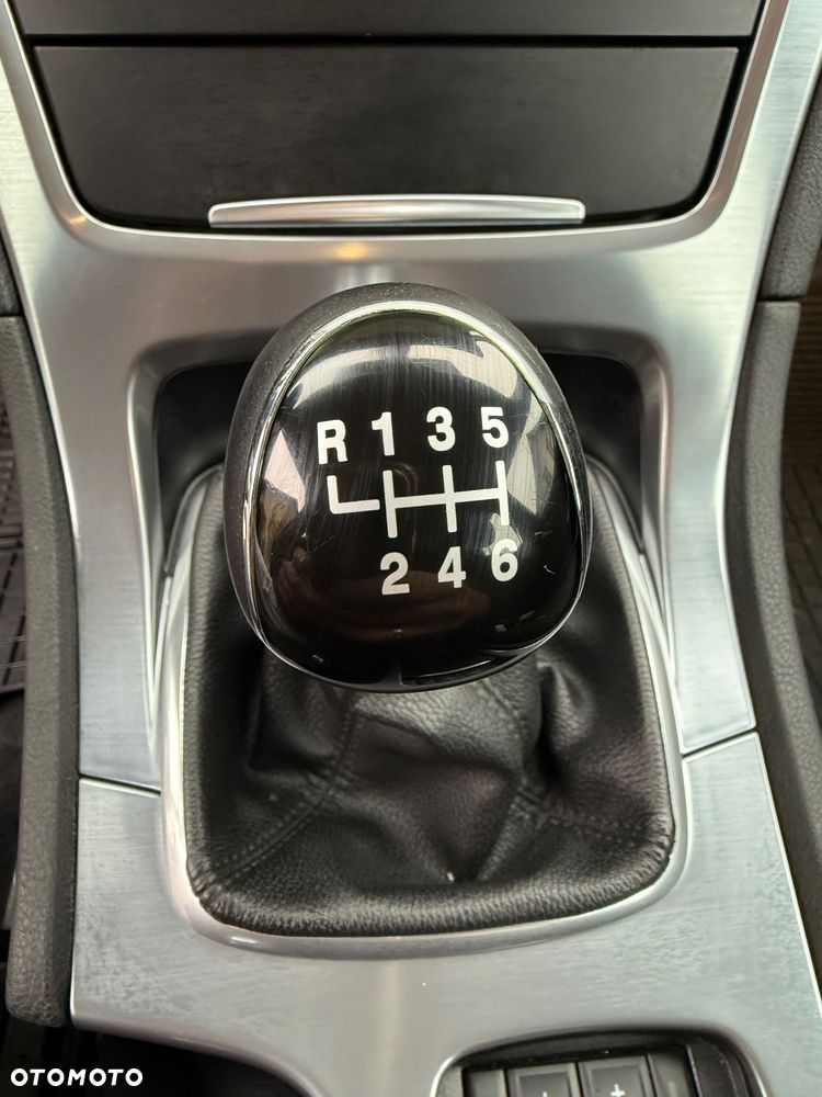 Ford Mondeo 1.6 Eco Boost Titanium - 23